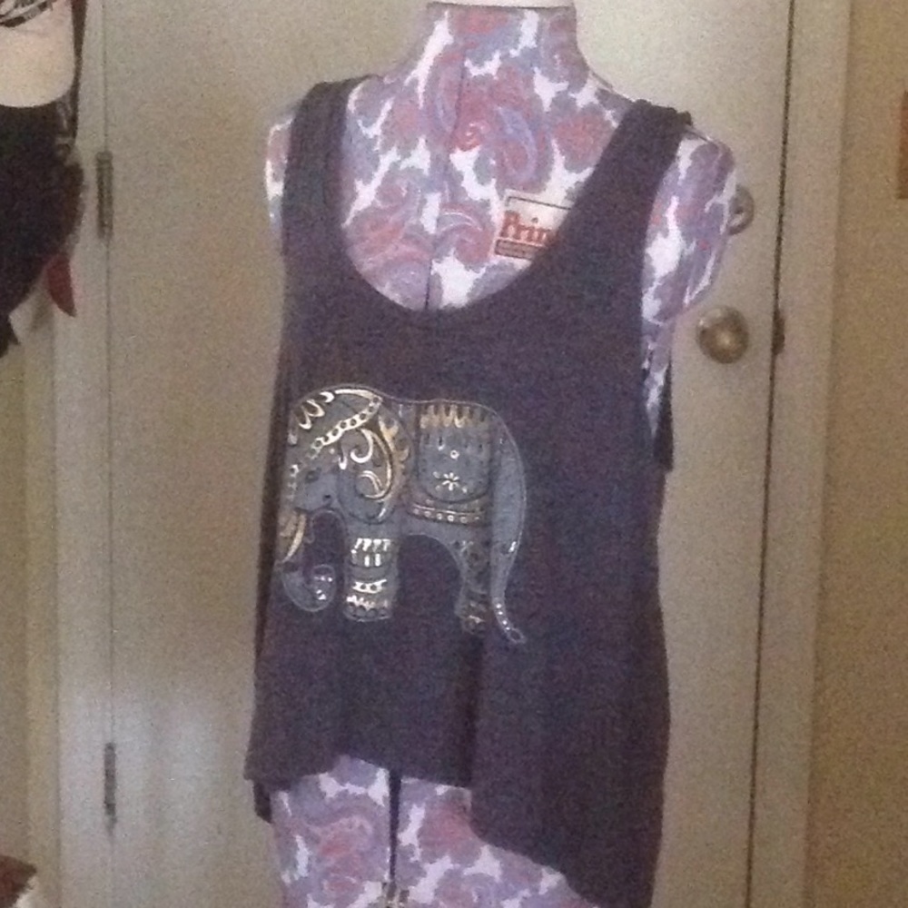 BOUNDABLE ITEM: Elephant tank